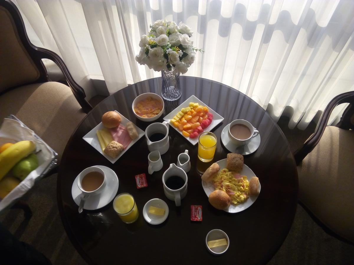 Suites Plaza Las Flores Lima Luaran gambar